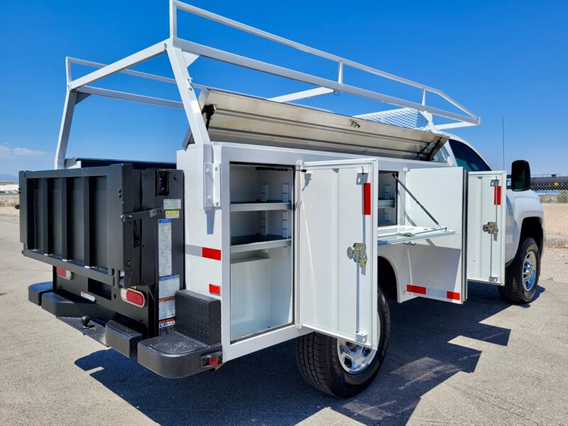 2017 Chevrolet Silverado 2500 Harbor Utility Body  w/ Tommy Lift Gate