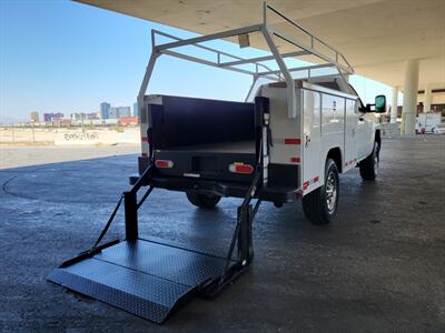 2017 Chevrolet Silverado 2500 Harbor Utility Body  w/ Tommy Lift Gate - Photo 46 - Las Vegas, NV 89103