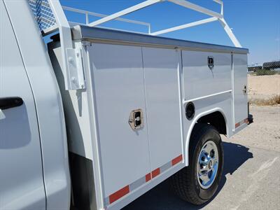 2017 Chevrolet Silverado 2500 Harbor Utility Body  w/ Tommy Lift Gate - Photo 79 - Las Vegas, NV 89103