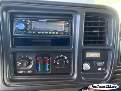 2007 Chevrolet Silverado 3500 WT, Stake Bed, Flat Bed, DRW, Dual Rear Wheel  11' Stake Bed - Photo 17 - Las Vegas, NV 89103