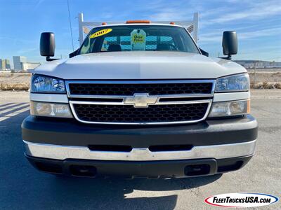 2007 Chevrolet Silverado 3500 WT, Stake Bed, Flat Bed, DRW, Dual Rear Wheel  11' Stake Bed - Photo 20 - Las Vegas, NV 89103