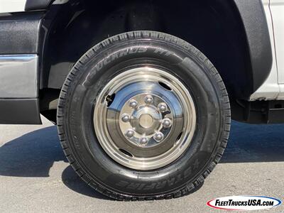 2007 Chevrolet Silverado 3500 WT, Stake Bed, Flat Bed, DRW, Dual Rear Wheel  11' Stake Bed - Photo 15 - Las Vegas, NV 89103