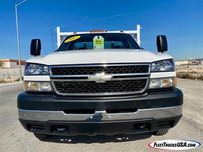 2007 Chevrolet Silverado 3500 WT, Stake Bed, Flat Bed, DRW, Dual Rear Wheel  11' Stake Bed - Photo 27 - Las Vegas, NV 89103