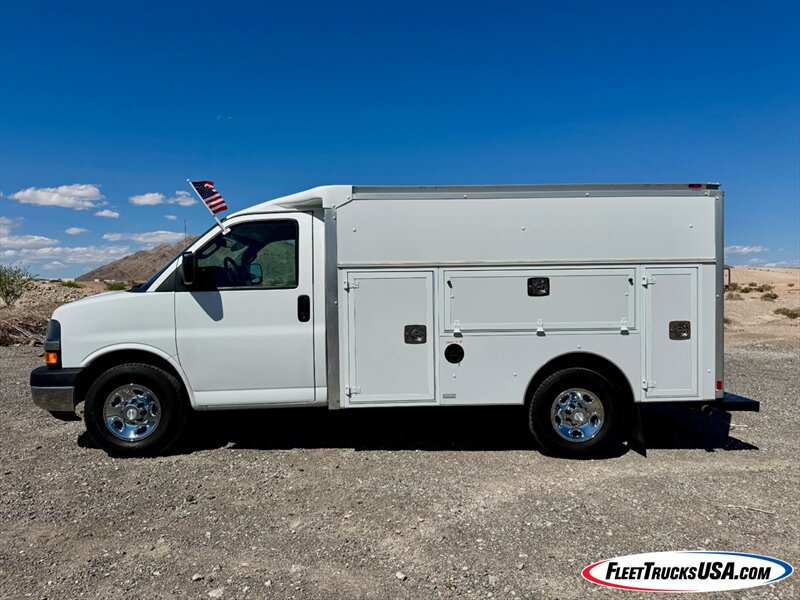2017 Chevrolet Express 3500 Cutaway SRW  w/ SUPREME KUV Utility Service Body