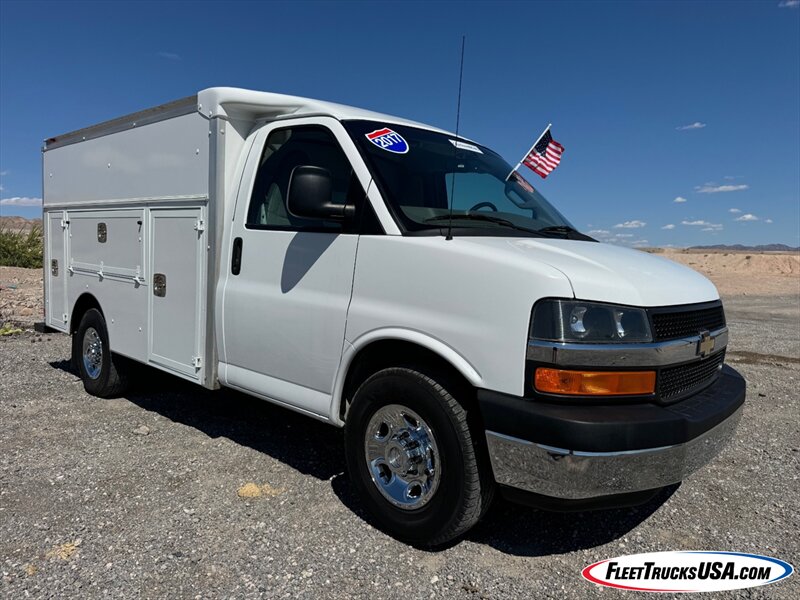 2017 Chevrolet Express 3500 Cutaway SRW  w/ SUPREME KUV Utility Service Body