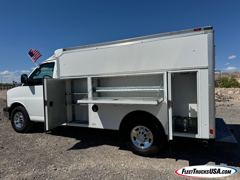 2017 Chevrolet Express 3500 Cutaway SRW  w/ SUPREME KUV Utility Service Body