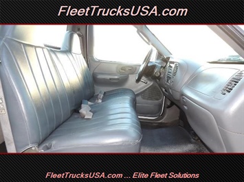 2002 Ford F-150 XL, F150, F-150, 8 Foot Fleet Side Bed, Long Bed   - Photo 38 - Las Vegas, NV 89103