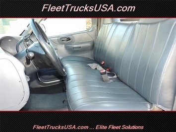 2002 Ford F-150 XL, F150, F-150, 8 Foot Fleet Side Bed, Long Bed   - Photo 2 - Las Vegas, NV 89103