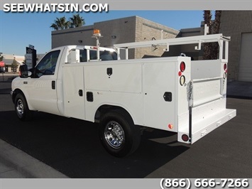 2004 Ford F-250 W/ UTILITY BED   - Photo 2 - Las Vegas, NV 89103