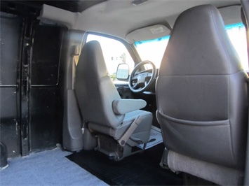 2003 Chevrolet Express 2500 Cargo   - Photo 4 - Las Vegas, NV 89103