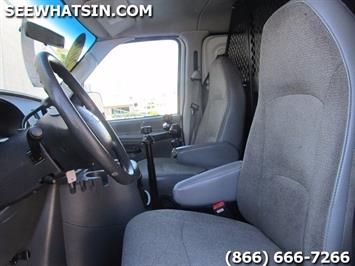 2004 Ford Econoline Cargo E-250, E250, Cargo Vans, Used Cargo Van, Work Van   - Photo 2 - Las Vegas, NV 89103