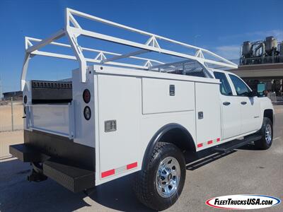 2017 Chevrolet Silverado 3500 Work Truck  4x4 Utility Service Body Crew Cab - Photo 10 - Las Vegas, NV 89103