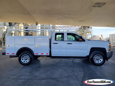 2017 Chevrolet Silverado 3500 Work Truck  4x4 Utility Service Body Crew Cab - Photo 34 - Las Vegas, NV 89103