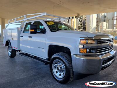 2017 Chevrolet Silverado 3500 Work Truck  4x4 Utility Service Body Crew Cab - Photo 31 - Las Vegas, NV 89103