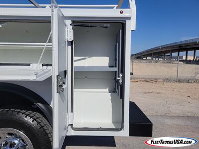 2017 Chevrolet Silverado 3500 Work Truck  4x4 Utility Service Body Crew Cab - Photo 23 - Las Vegas, NV 89103