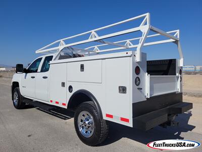 2017 Chevrolet Silverado 3500 Work Truck  4x4 Utility Service Body Crew Cab - Photo 8 - Las Vegas, NV 89103