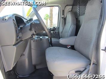 2004 Ford Econoline Cargo E-250, E250, Cargo Vans, Used Cargo Van, Work Van   - Photo 3 - Las Vegas, NV 89103