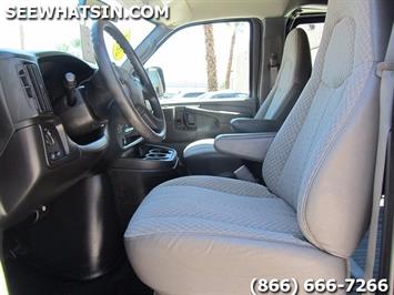 2005 Chevrolet Express G2500 Cargo Van   - Photo 3 - Las Vegas, NV 89103