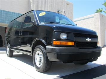 2005 Chevrolet Express G2500 Cargo Van   - Photo 11 - Las Vegas, NV 89103