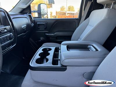 2016 Chevrolet Silverado 3500HD CC 3500 w/ Royal Contractor Body Truck   - Photo 21 - Las Vegas, NV 89103