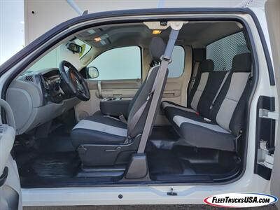 2008 Chevrolet Silverado 2500 Extended Cab 2WD  w/ Royal Utility Service Bed & Tommy Lift Gate - Photo 3 - Las Vegas, NV 89103
