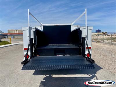 2012 Ford F-350 Super Duty XL  Utility Service Body w/ Tommy Lift Gate - Photo 16 - Las Vegas, NV 89103