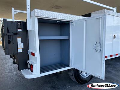 2012 Ford F-350 Super Duty XL  Utility Service Body w/ Tommy Lift Gate - Photo 51 - Las Vegas, NV 89103