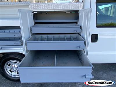 2012 Ford F-350 Super Duty XL  Utility Service Body w/ Tommy Lift Gate - Photo 63 - Las Vegas, NV 89103