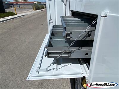 2012 Ford F-350 Super Duty XL  Utility Service Body w/ Tommy Lift Gate - Photo 40 - Las Vegas, NV 89103