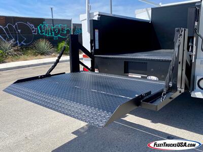 2012 Ford F-350 Super Duty XL  Utility Service Body w/ Tommy Lift Gate - Photo 17 - Las Vegas, NV 89103