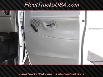 2004 Ford E-Series Cargo E-350 SD   - Photo 50 - Las Vegas, NV 89103