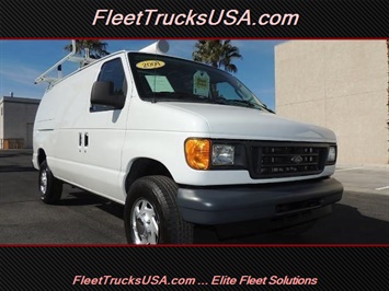 2004 Ford E-Series Cargo E-350 SD   - Photo 1 - Las Vegas, NV 89103