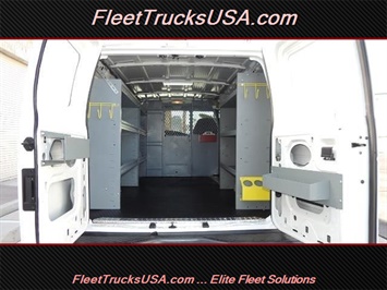 2004 Ford E-Series Cargo E-350 SD   - Photo 32 - Las Vegas, NV 89103