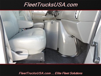 2004 Ford E-Series Cargo E-350 SD   - Photo 51 - Las Vegas, NV 89103