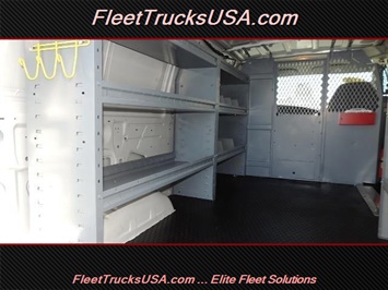 2004 Ford E-Series Cargo E-350 SD   - Photo 24 - Las Vegas, NV 89103