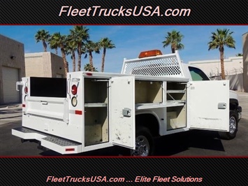 2007 Chevrolet Silverado 2500 W/T UTILITY BED SERVICE TRUCK   - Photo 2 - Las Vegas, NV 89103