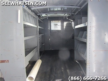 2004 Chevrolet Express 3500 Cargo   - Photo 2 - Las Vegas, NV 89103