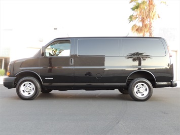 2005 Chevrolet Express 2500 Cargo   - Photo 40 - Las Vegas, NV 89103