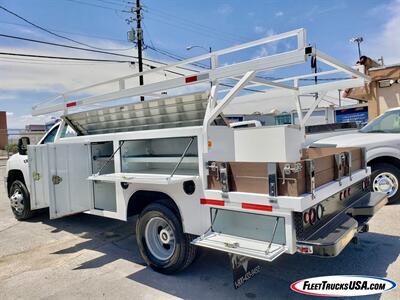 2011 Chevrolet Silverado 3500HD CC Work Truck  Contractors Utility Service Bed - Photo 5 - Las Vegas, NV 89103