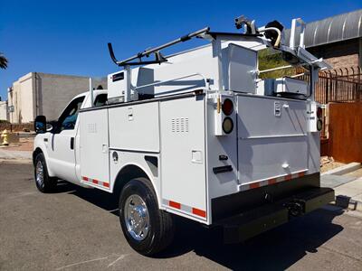 2006 Ford F-350 Super Duty XL  UTILITY SERVICE BED, UTILITY TRUCK - Photo 1 - Las Vegas, NV 89103