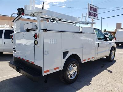 2006 Ford F-350 Super Duty XL  UTILITY SERVICE BED, UTILITY TRUCK - Photo 14 - Las Vegas, NV 89103