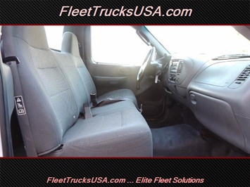 2002 Ford F-150 XL, Work Truck, Long Bed, 8 Foot Bed, Fleet Side   - Photo 31 - Las Vegas, NV 89103