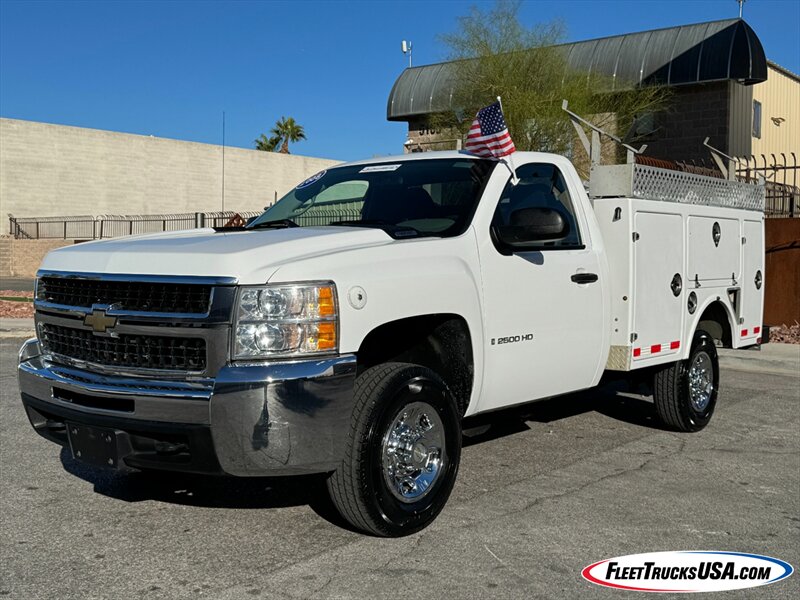 2008 Chevrolet Silverado 2500 Utility Service Body Truck  
