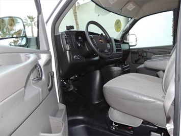 2009 Chevrolet Express 2500 Cargo   - Photo 36 - Las Vegas, NV 89103