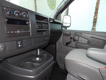 2009 Chevrolet Express 2500 Cargo   - Photo 40 - Las Vegas, NV 89103