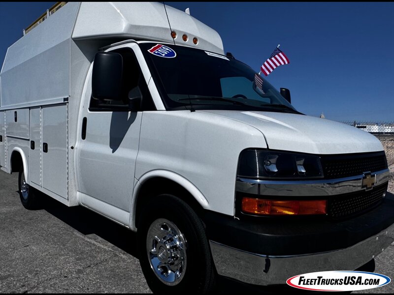 2019 Chevrolet Express 3500 w/ Knapheide  Walk-In KUV Utility Service Body