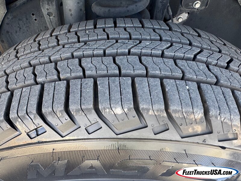 2016 Ford F-250 Super Duty XL Extended Cab  w/ Brand New Utility Service Bed