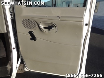 2003 Ford E-Series Cargo E-250, E-Series, Econoline, Used Cargo van, Cargo   - Photo 32 - Las Vegas, NV 89103