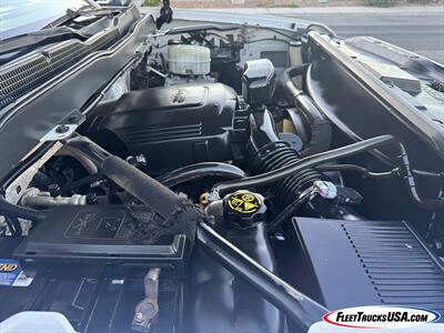 2015 Chevrolet Silverado 2500 4WD Crew Cab w/ Enclosed Telescopic Utility  Service Body Truck - Photo 35 - Las Vegas, NV 89103