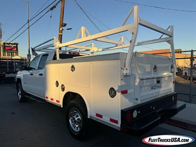 2015 Chevrolet Silverado 2500 4WD Crew Cab w/ Enclosed Telescopic Utility  Service Body Truck - Photo 8 - Las Vegas, NV 89103